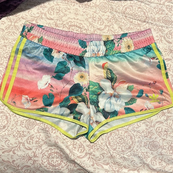 Adidas X FARM Rio Floralina Shorts - Picture 2 of 6